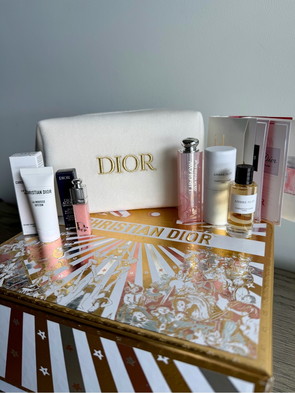 Dior Makeup bag with lipgloss fragrance and cleanser NWT💫